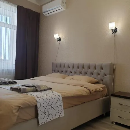 Elegance 1bd With Living 基希讷乌