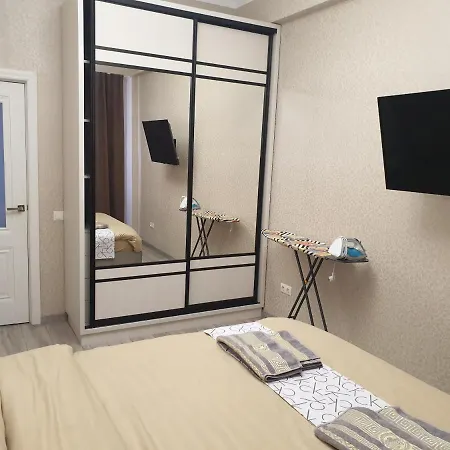 公寓 Elegance 1bd With Living 基希讷乌